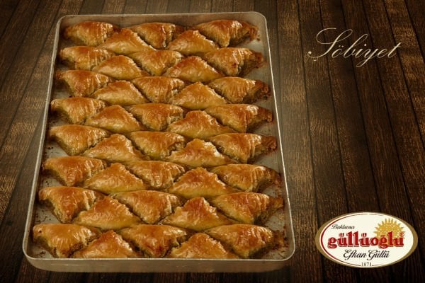 Özel Şöbiyet 2 kg Tepsi