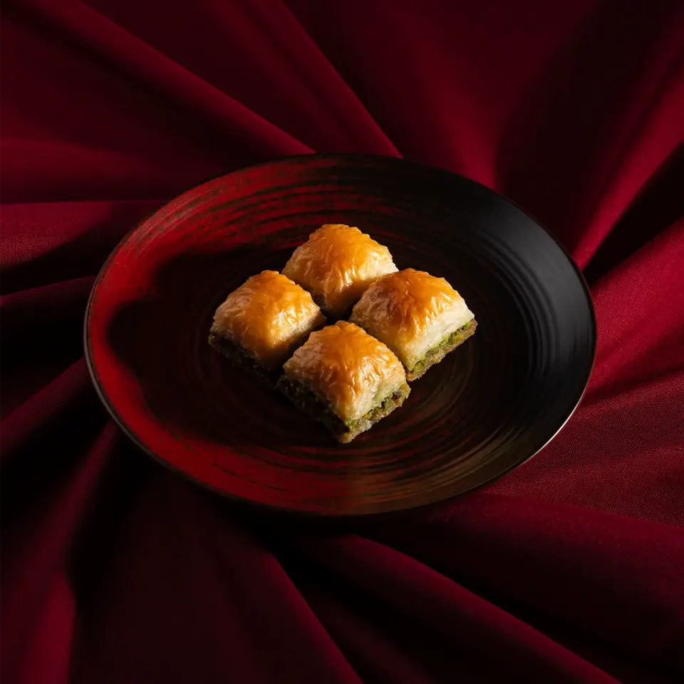 Özel Kare Baklava Hediyelik Kutu - Orta Boy