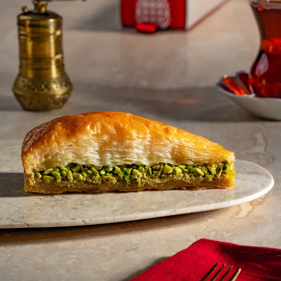 Havuç Dilimi Baklava Standart Kutu - Büyük Boy (1000 gr)