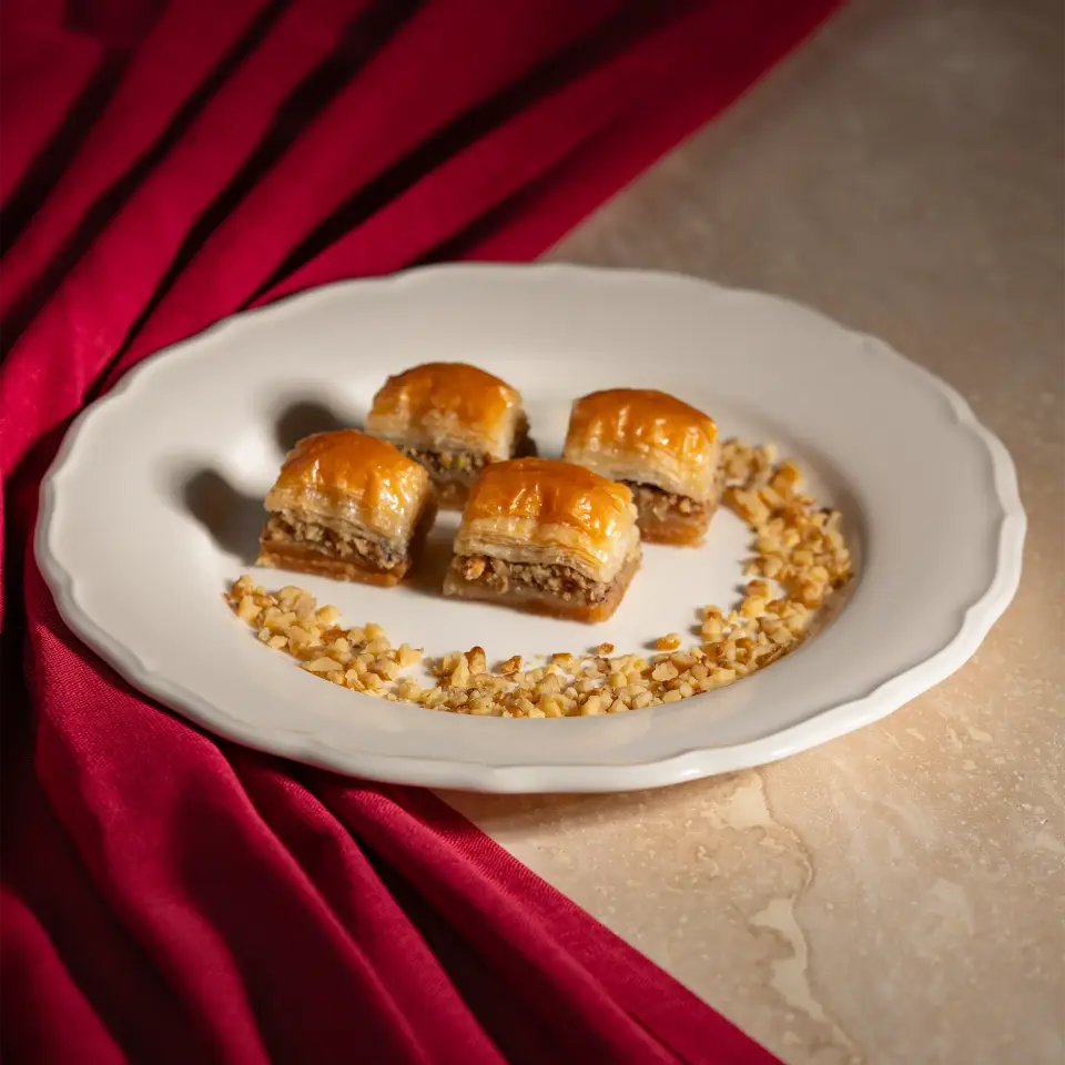 Cevizli Baklava Küçük Boy 250 gr - Hediyelik Kutu