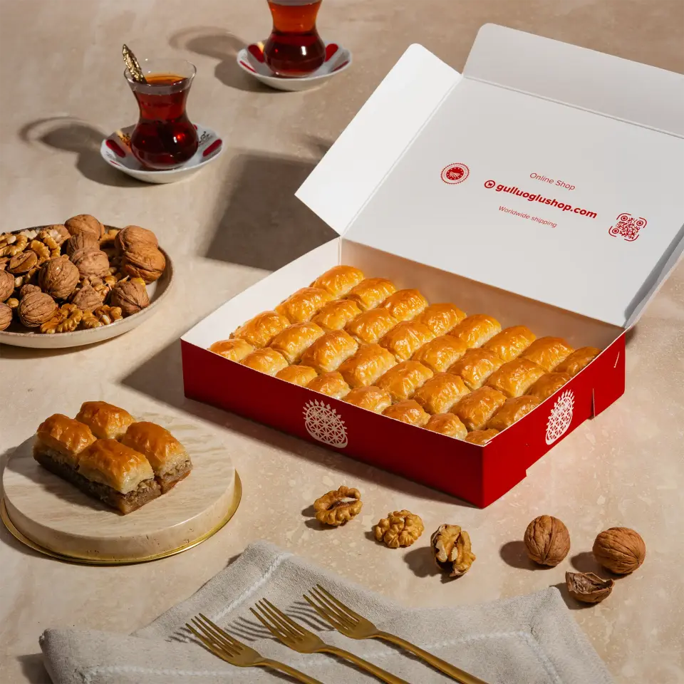 Cevizli Baklava Büyük Boy (1200 gr) - Standart Kutu