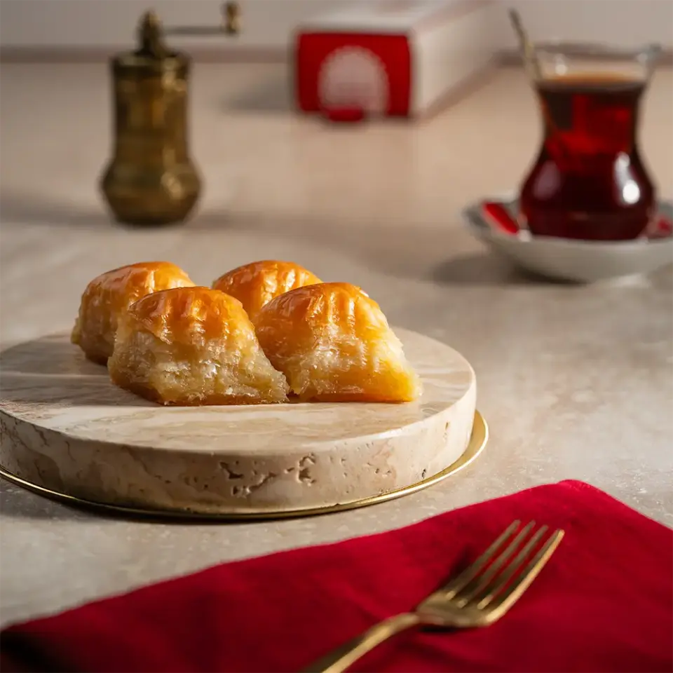 Kaymaklı Baklava