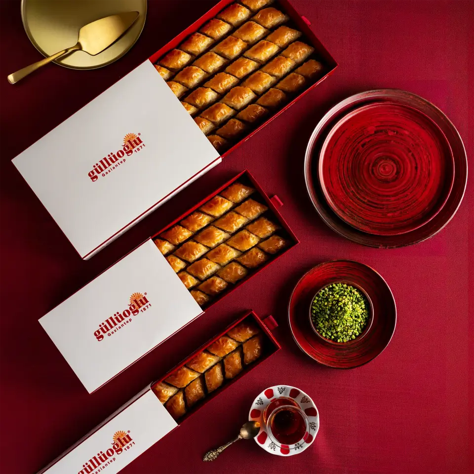Kaymaklı Baklava Hediyelik Kutu - Küçük Boy 300 gr