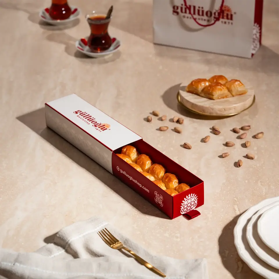 Kaymaklı Baklava Hediyelik Kutu - Küçük Boy 300 gr