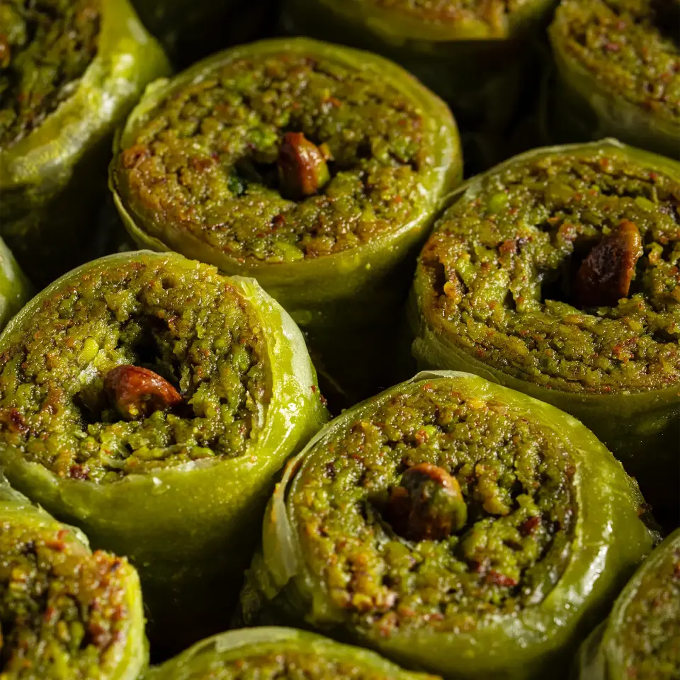Fıstıklı Saray Sarması Hediyelik Kutu - Orta Boy 700 gr