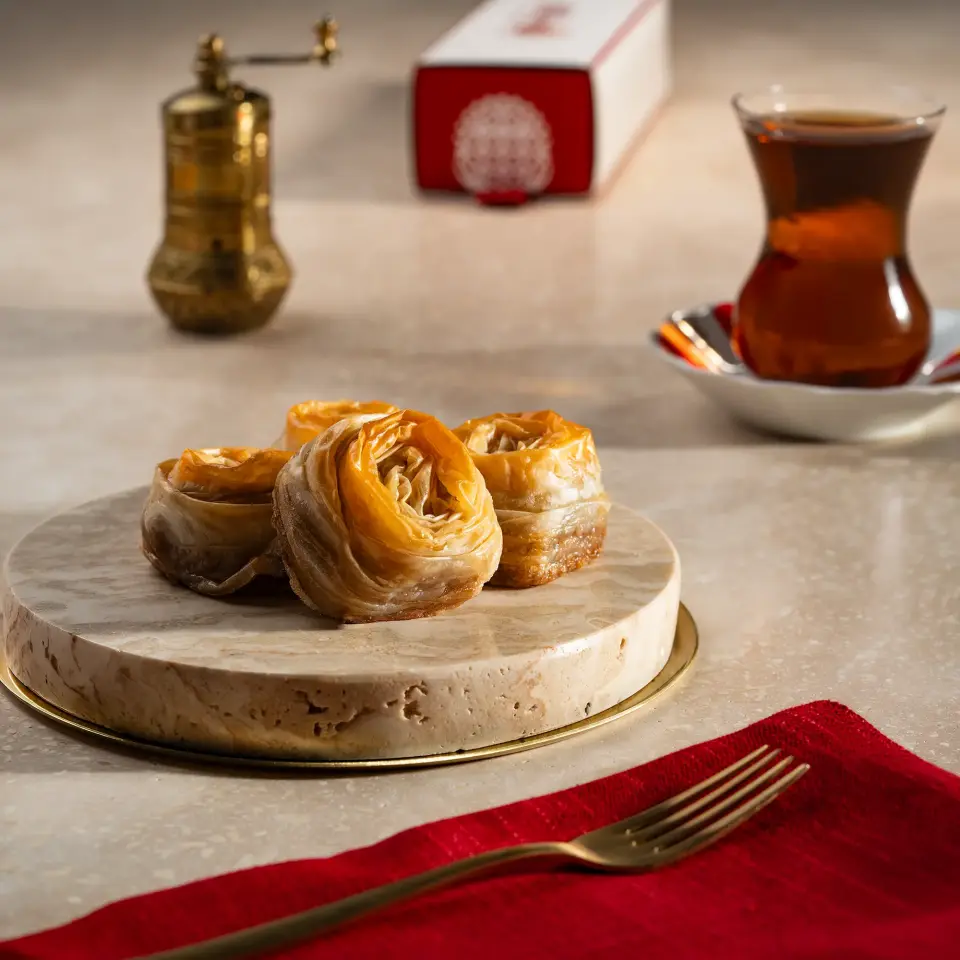Cevizli Gül Baklava Standart Kutu - Orta Boy (500 gr)