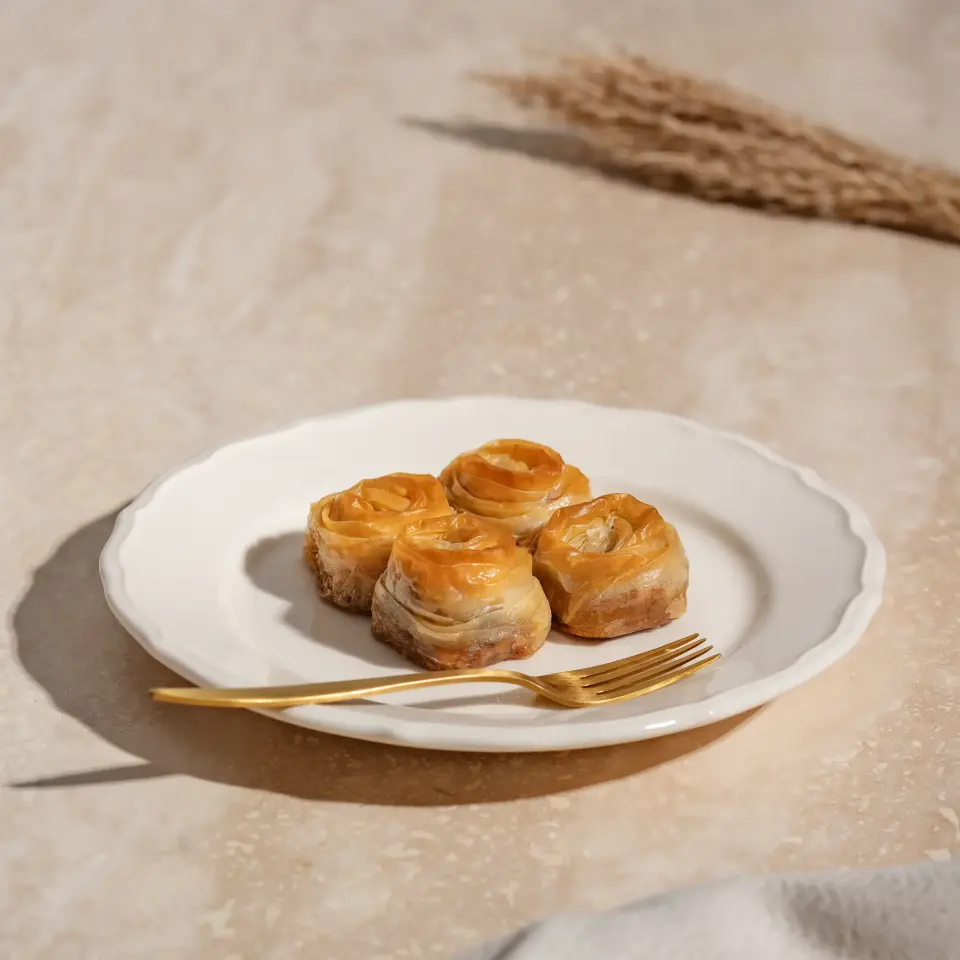 Cevizli Gül Baklava Standart Kutu - Orta Boy (500 gr)
