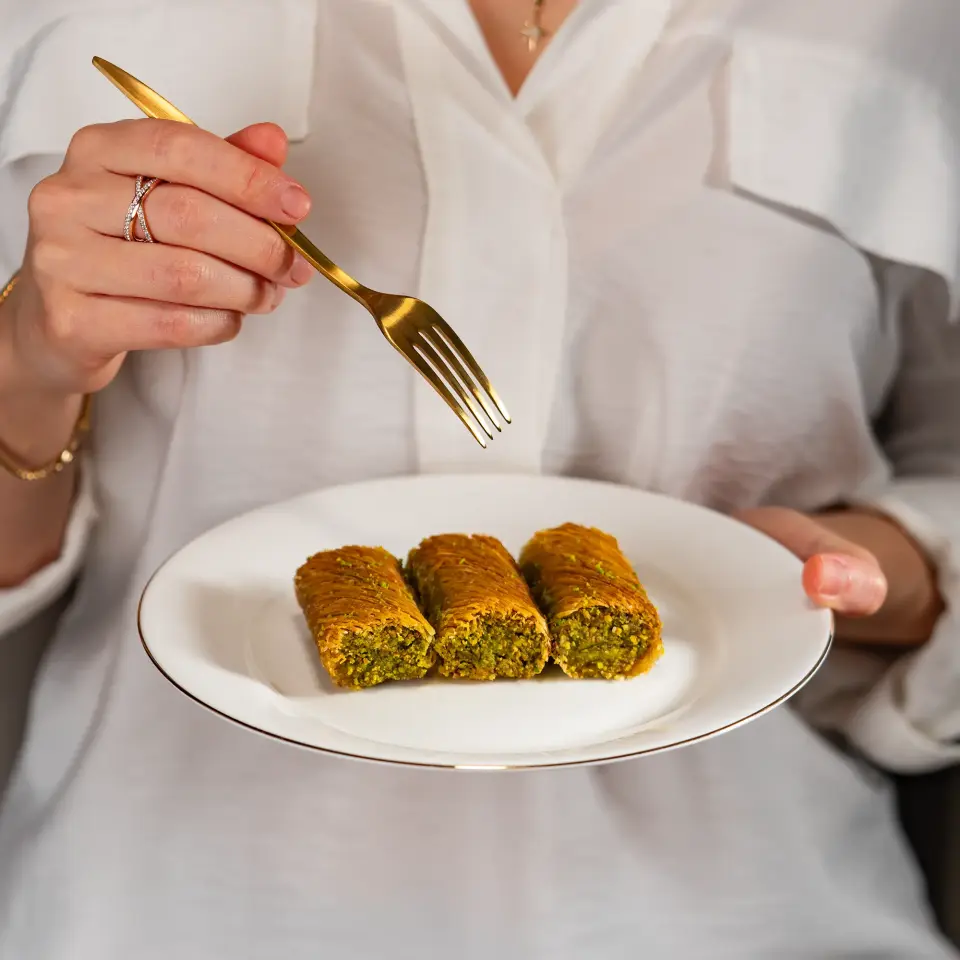 Fıstıklı Burma Kadayıf Standart Kutu - Büyük Boy (1000 gr)