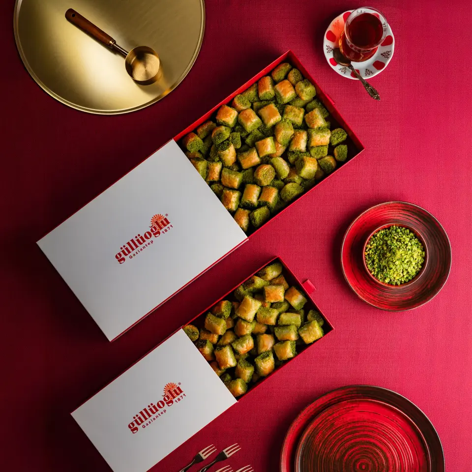Fıstıklı Mini Baklava Standart Kutu - Büyük Boy (1000 gr)