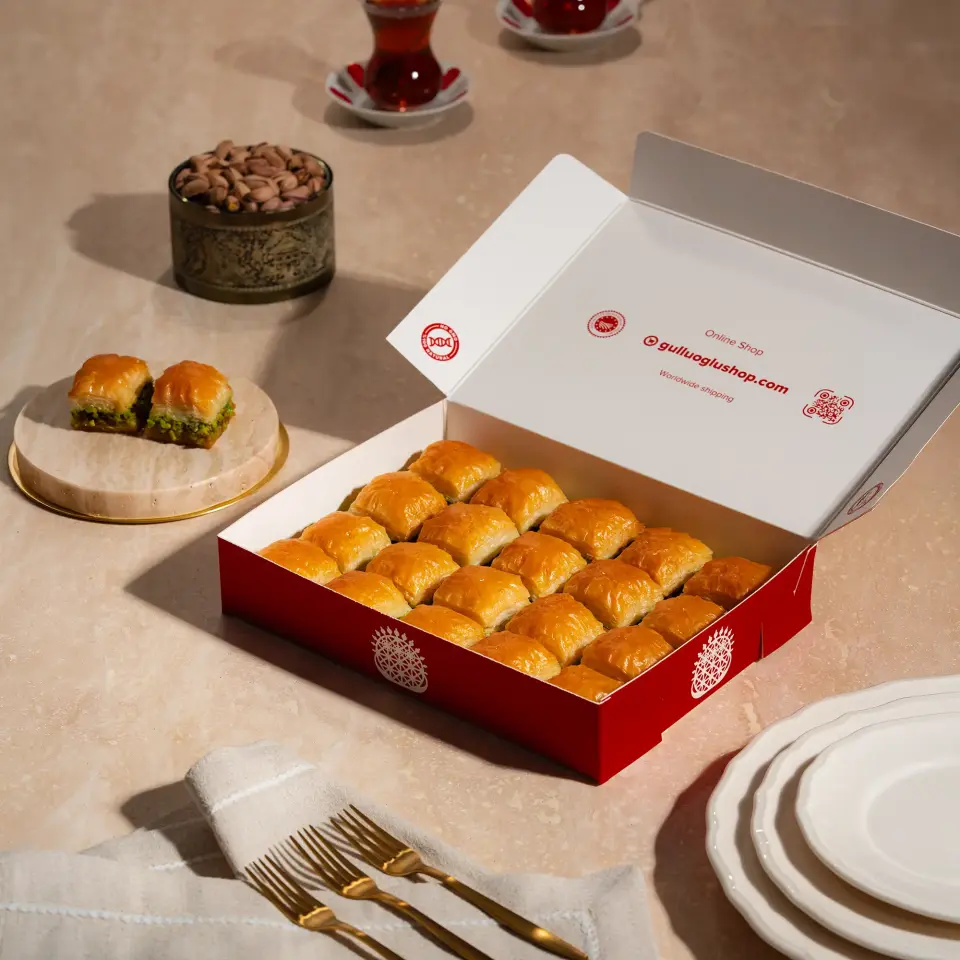 Özel Kare Baklava Standart Kutu - Büyük Boy (1000 gr)